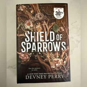 Shield of Sparrows Target Deluxe Golden Edition